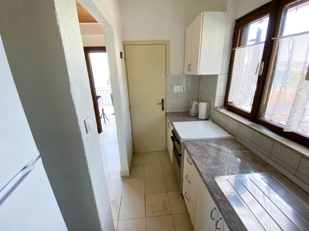 Seaview & Beachfront Apartments Jakov Donji Okrug  외부 사진