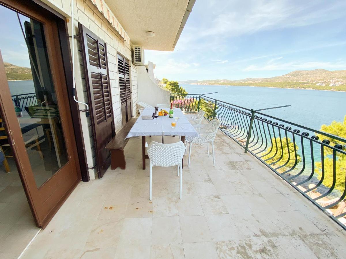Seaview & Beachfront Apartments Jakov Donji Okrug  외부 사진