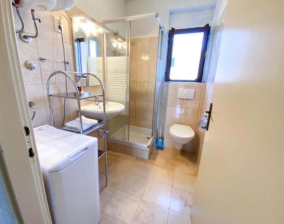 Seaview & Beachfront Apartments Jakov Donji Okrug  외부 사진